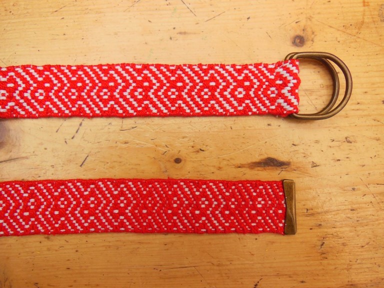 Métier d'Antan: Ceinture tissée en coton