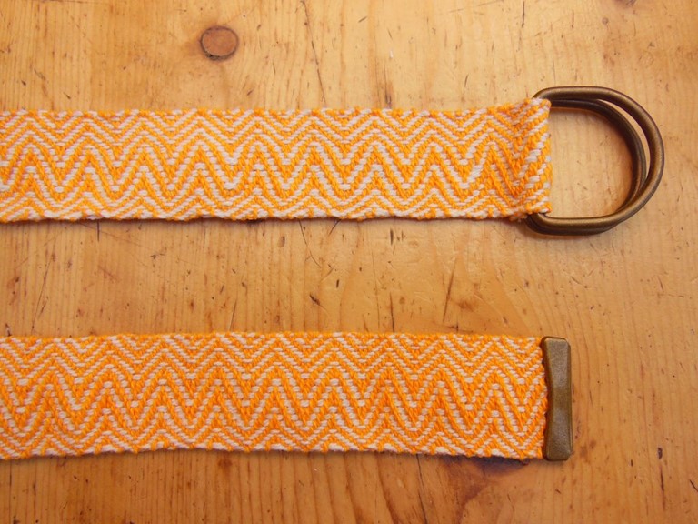 Métier d'Antan: Ceinture tissée en coton