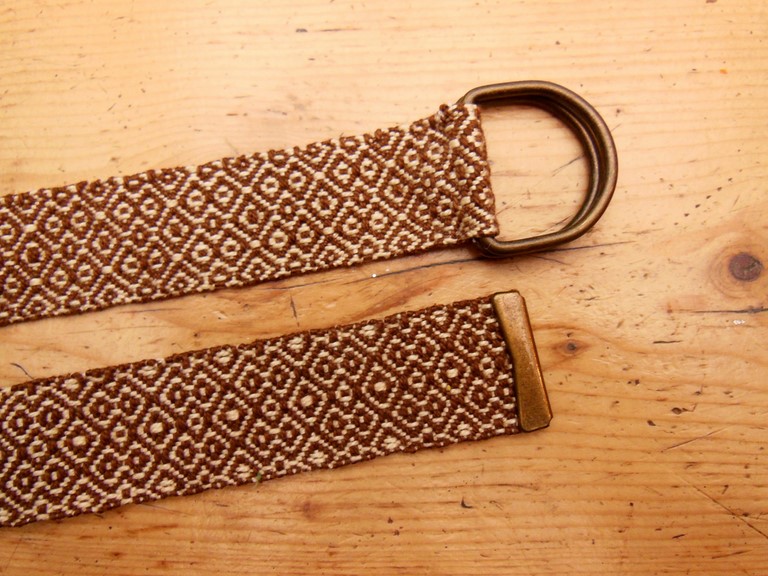 Métier d'Antan: Ceinture tissée en coton