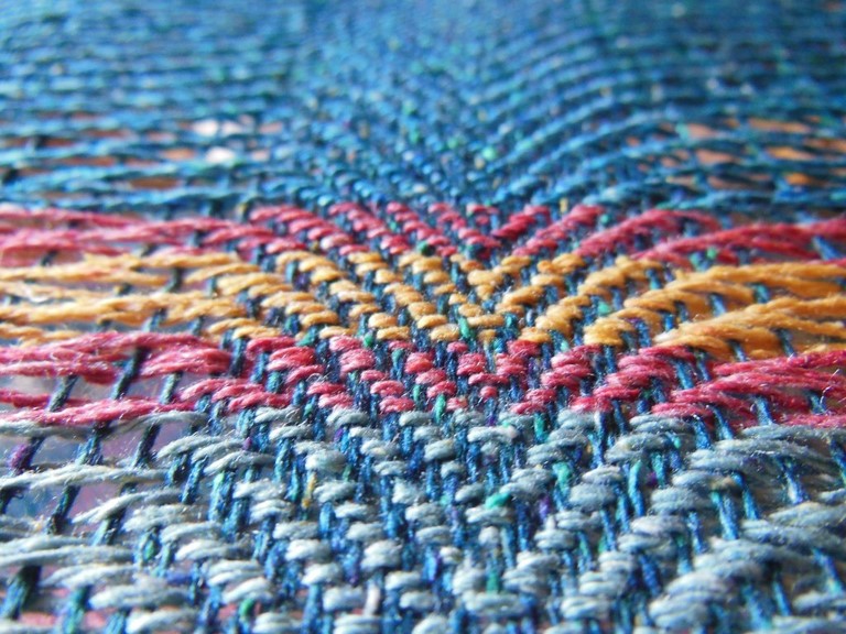 Métier d'Antan: Echarpe tissée en soie sauvage