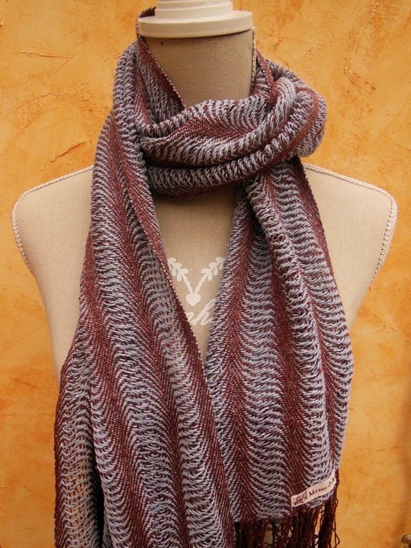 Métier d'Antan: Echarpe tissée en soie sauvage