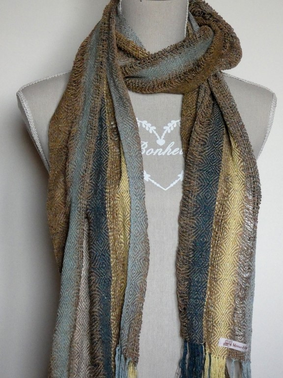 Echarpe en soie sauvage