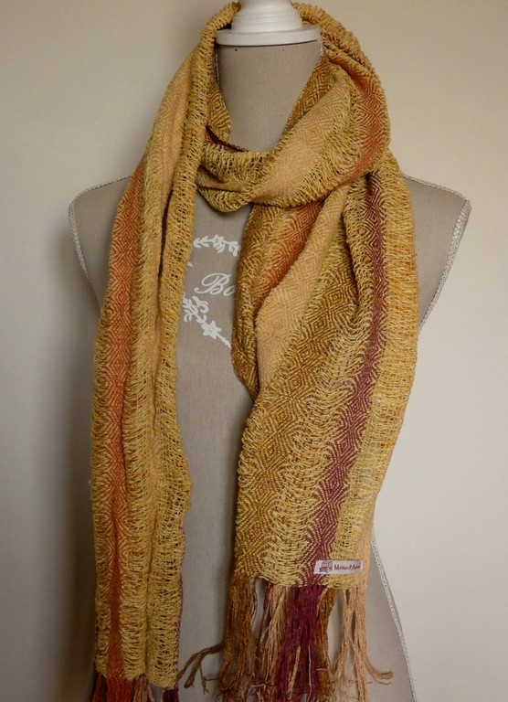 Métier d'Antan: Echarpe tissée en soie sauvage