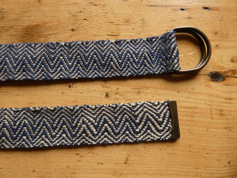 Métier d'Antan: Ceinture tissée en coton