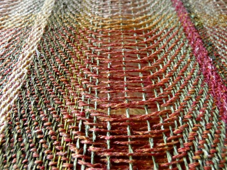Métier d'Antan: Echarpe tissée en soie sauvage