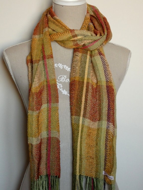 Métier d'Antan: Echarpe tissée en soie sauvage