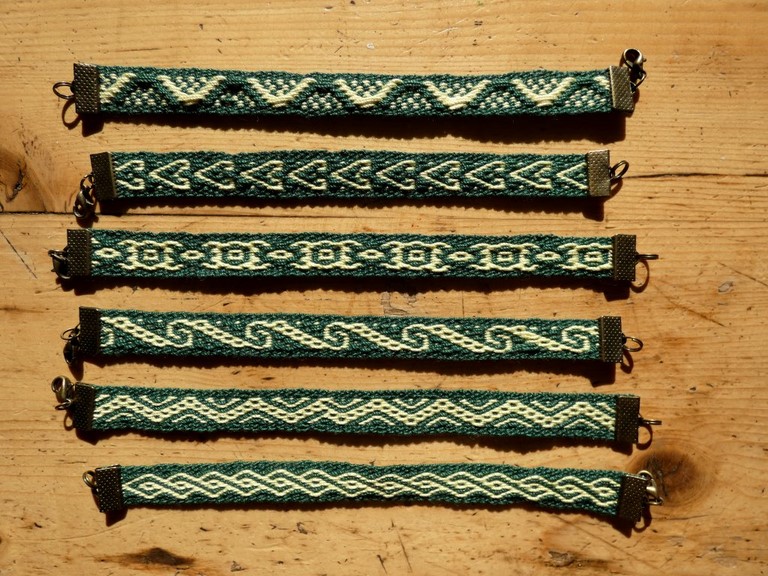 Métier d'Antan: Bracelet tissés en coton