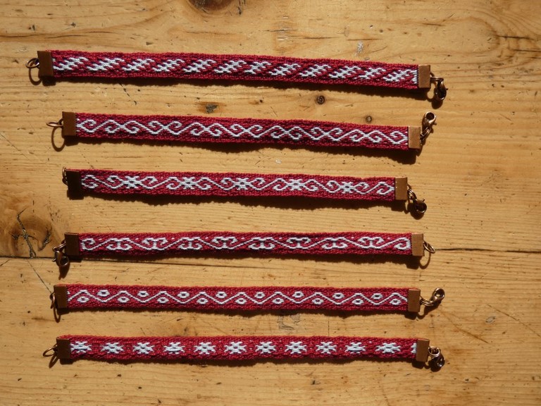 Métier d'Antan: Bracelet tissés en coton