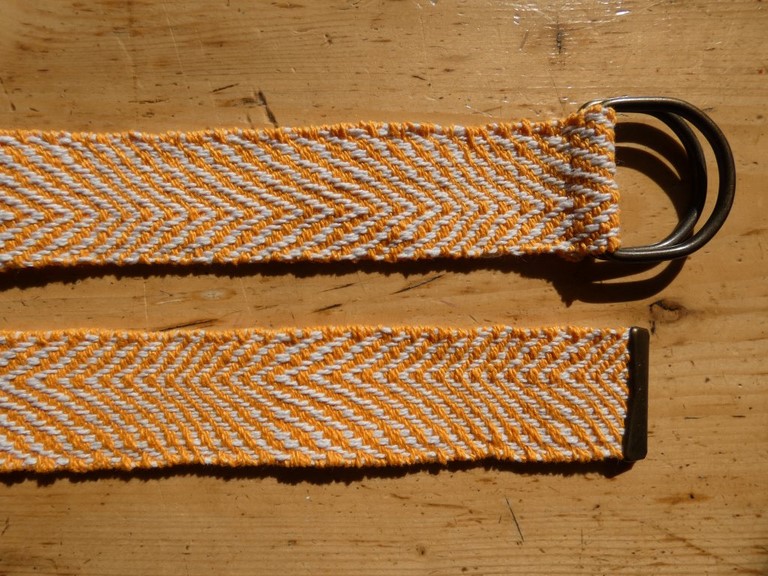 Métier d'Antan: Ceinture tissée en coton