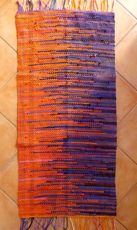 Tapis tissé en t-shirts coton tissé à la main Métier d'Antan: Tapis tissé en t-shirts coton recyclés