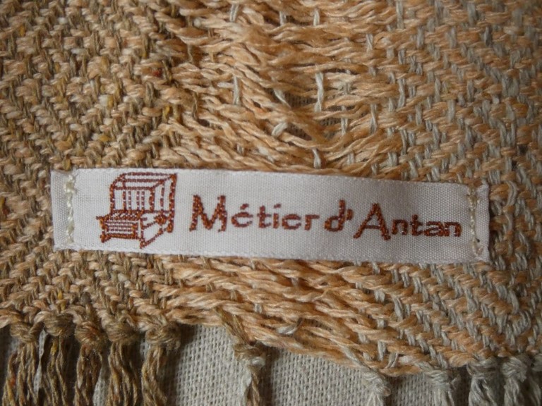 Métier d'Antan: Echarpe tissée en soie sauvage