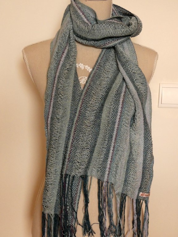 Métier d'Antan: Echarpe tissée en soie sauvage