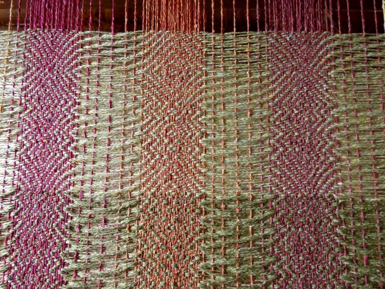 Métier d'Antan: Echarpe tissée en soie sauvage