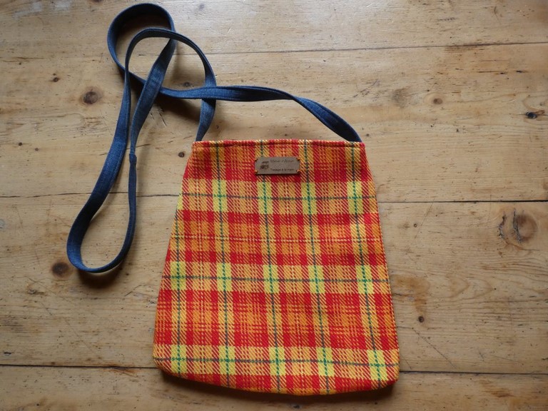 Métier d'antan: Sac tissé + jeans recyclé