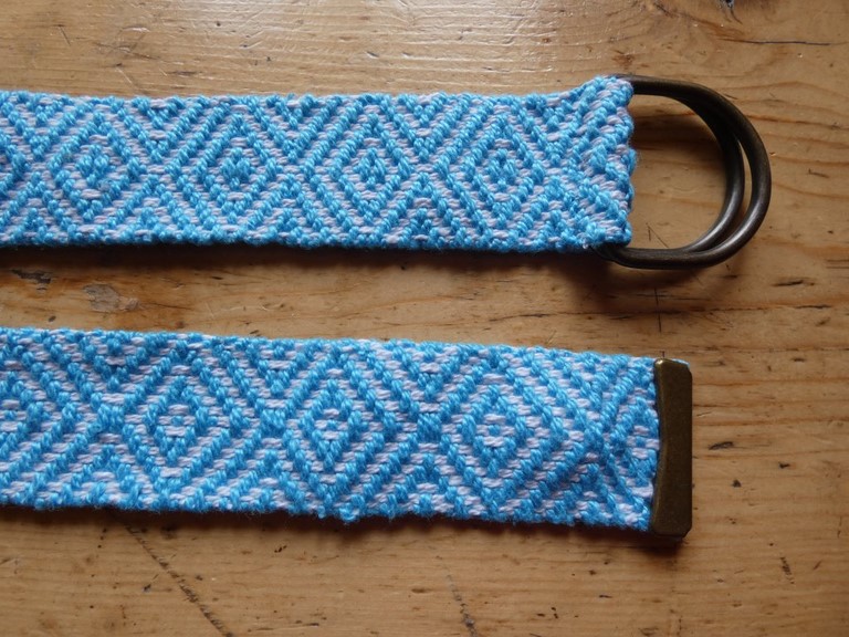 Métier d'Antan: Ceinture tissée en coton