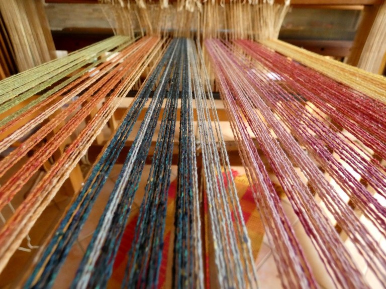 Métier d'Antan: Echarpe tissée en soie sauvage