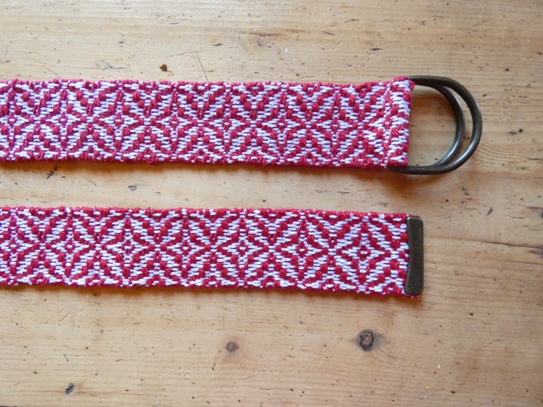 Métier d'Antan: Ceinture tissée en coton
