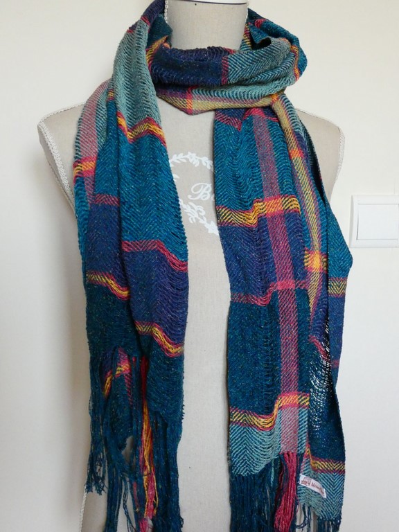 Métier d'Antan: Echarpe tissée en soie sauvage