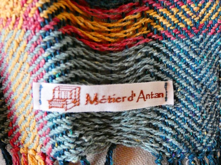 Métier d'Antan: Echarpe tissée en soie sauvage