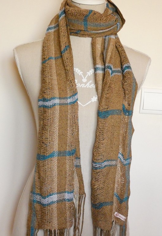 Métier d'Antan: Echarpe tissée en soie sauvage