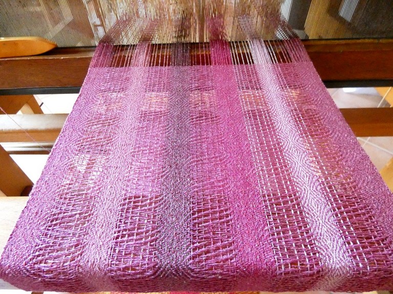 Métier d'Antan: Echarpe tissée en soie sauvage