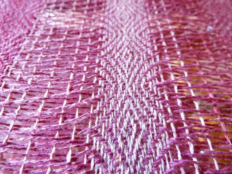 Métier d'Antan: Echarpe tissée en soie sauvage