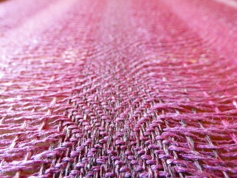 Métier d'Antan: Echarpe tissée en soie sauvage