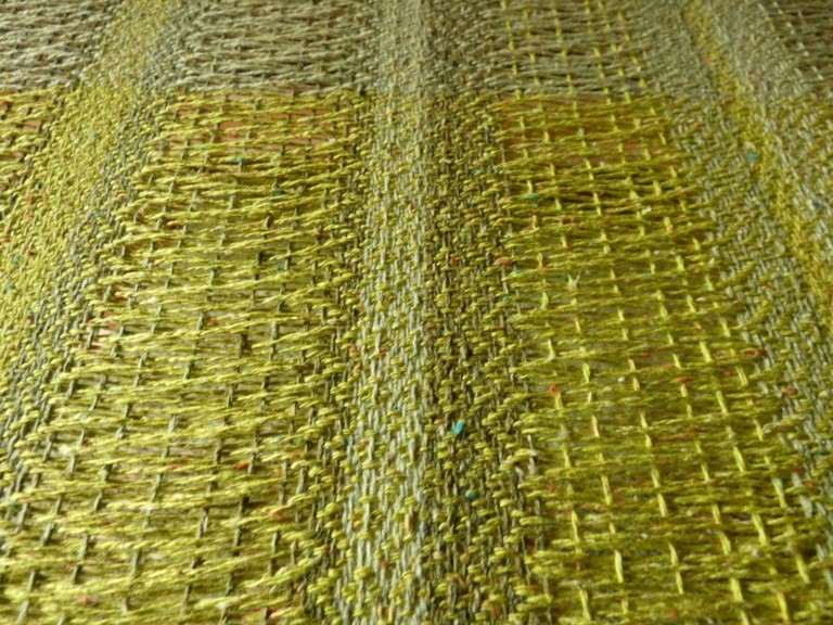 Métier d'Antan: Echarpe tissée en soie sauvage