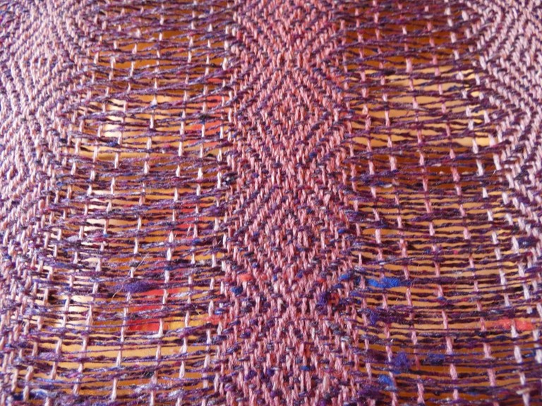 Métier d'Antan: Echarpe tissée en soie sauvage