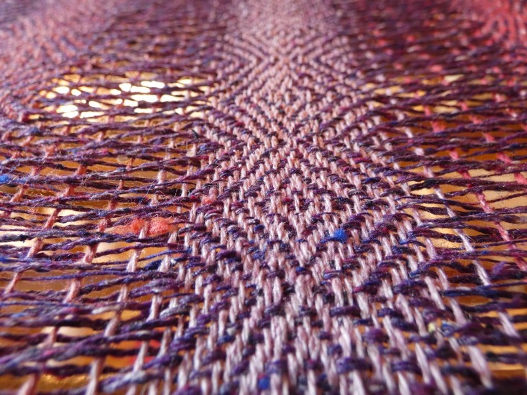 Métier d'Antan: Echarpe tissée en soie sauvage