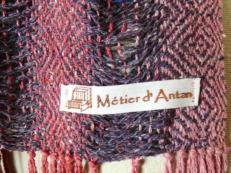 Métier d'Antan: Echarpe tissée en soie sauvage