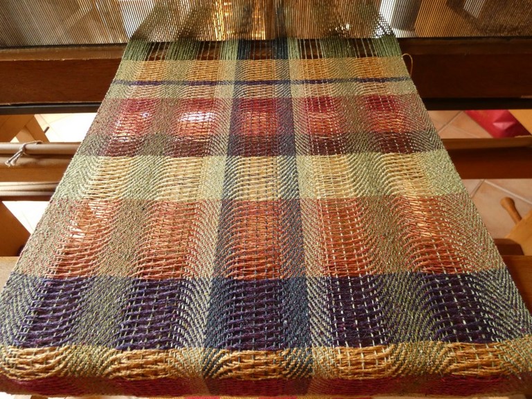 Métier d'Antan: Echarpe tissée en soie sauvage