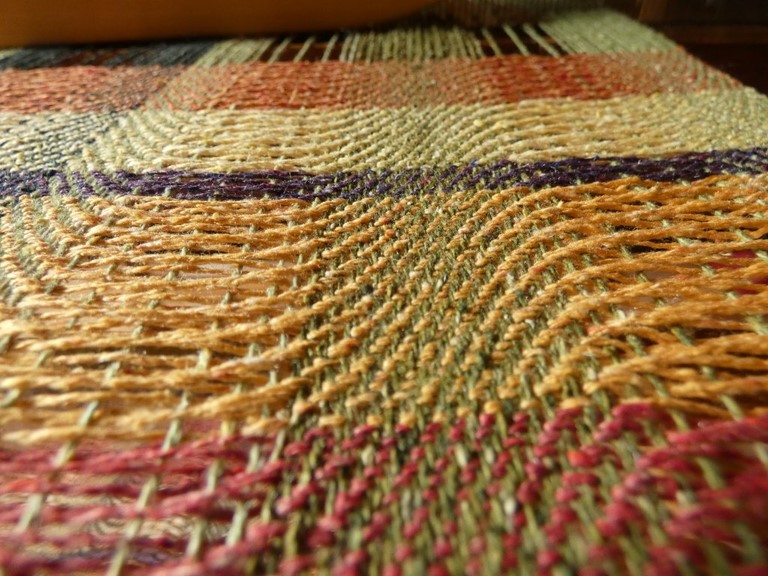 Métier d'Antan: Echarpe tissée en soie sauvage