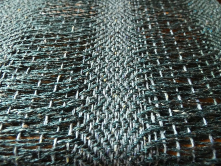 Métier d'Antan: Echarpe tissée en soie sauvage