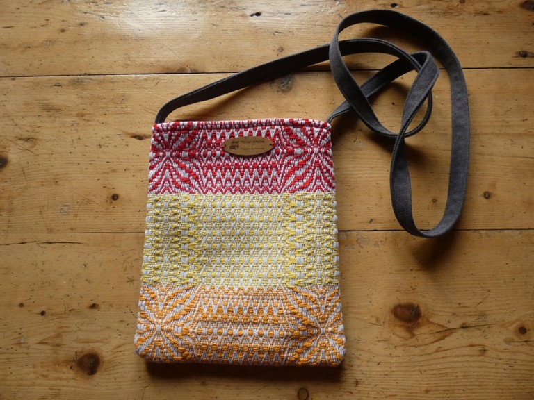 Métier d'Antan: Sacs tissés en coton + jeans recyclés