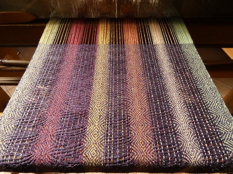 Métier d'Antan: Echarpe tissée en soie sauvage