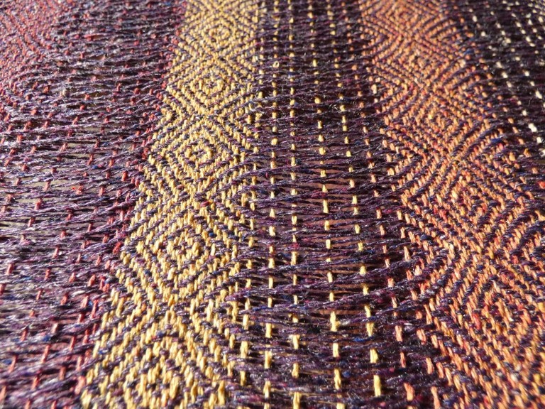 Métier d'Antan: Echarpe tissée en soie sauvage