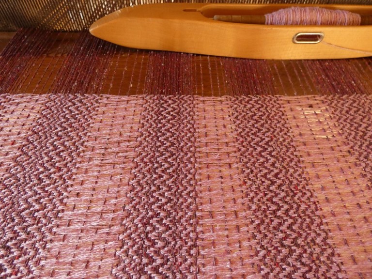 Métier d'Antan: Echarpe tissée en soie sauvage