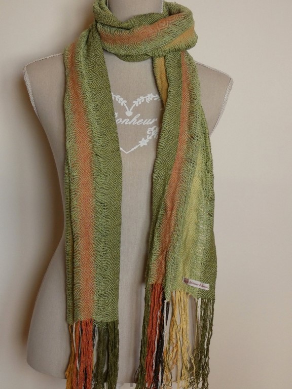 Métier d'Antan: Echarpe tissée en soie sauvage