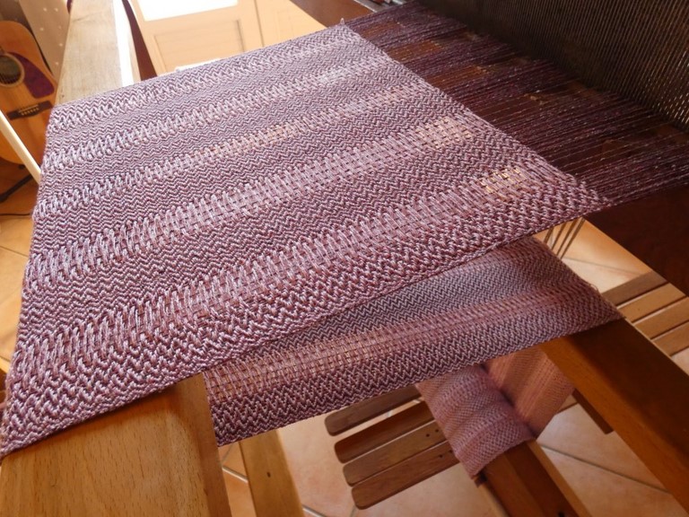 Métier d'Antan: Echarpe tissée en soie sauvage