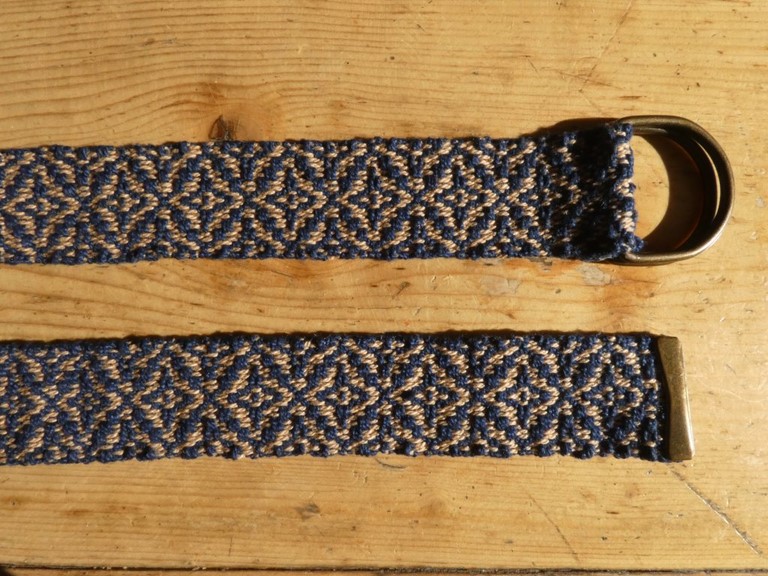 Métier d'Antan: Ceinture tissée en coton