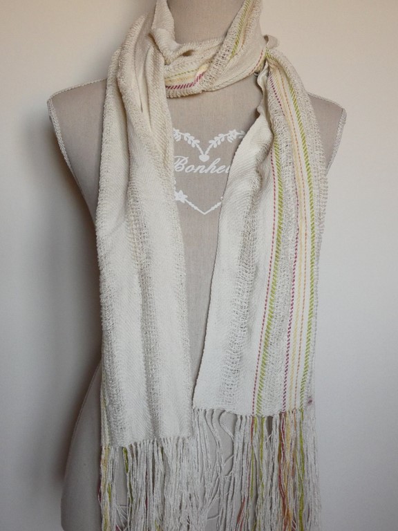 Métier d'Antan: Echarpe tissée en soie sauvage