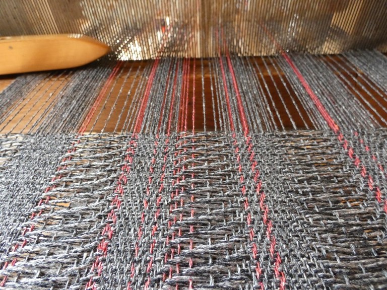 Métier d'Antan: Echarpe tissée en soie sauvage