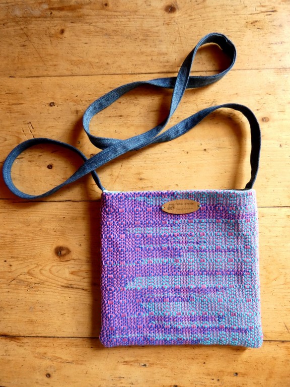 Métier d'Antan: sacs tissés en coton + jeans recyclés