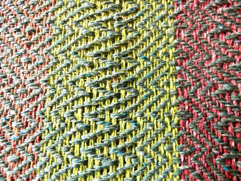 Métier d'Antan: Echarpe tissée en soie sauvage