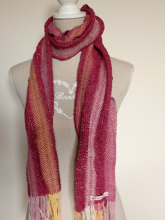 Métier d'Antan: Echarpe tissée en soie sauvage