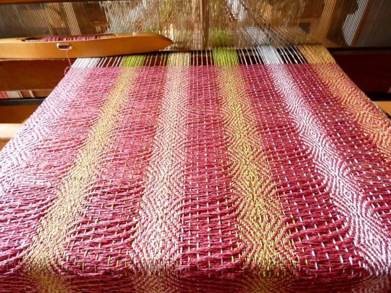 Métier d'Antan: Echarpe tissée en soie sauvage