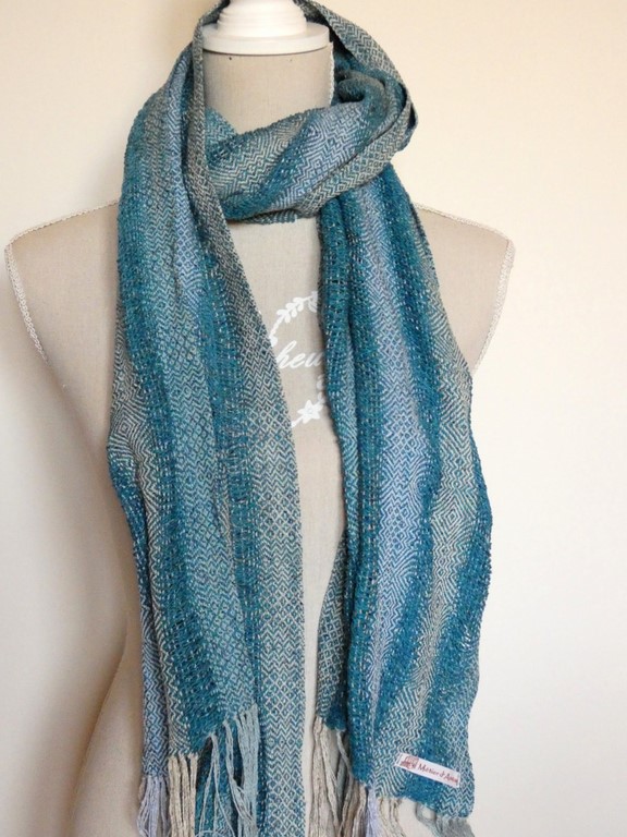 Métier d'Antan: Echarpe tissée en soie sauvage