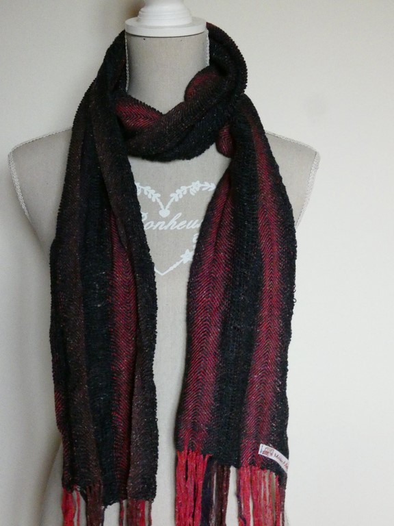 Métier d'Antan: Echarpe tissée en soie sauvage