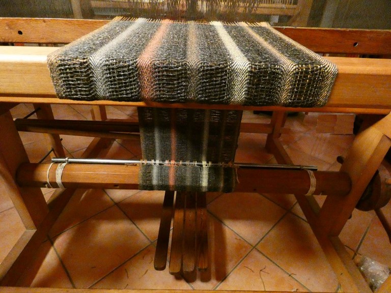 Métier d'Antan: Echarpe tissée en soie sauvage